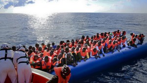 V Stredozemnom mori zachránili asi 1 400 migrantov