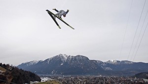 V Harrachove triumf Schlierenzauera, Zmoray 48.