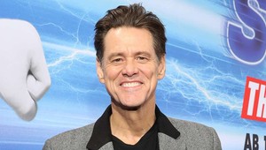 Jim Carrey si zlomil 3 rebrá a napriek tomu dokončil scénu: Takto sa mu to podarilo!