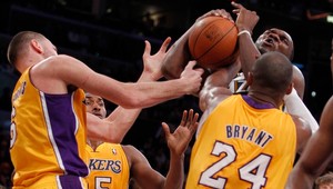 Miami zdolalo Boston, víťazstvo LA Lakers