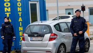 Rakúšania zrušia kontroly na hranici so Slovenskom