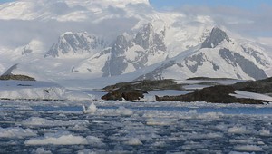 Od Antarktídy sa odlomí obrovská kryha, varujú vedci