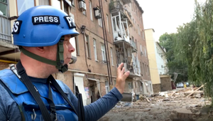 Exkluzívne reportér TV JOJ z frontovej línie na Ukrajine: Mesto, v ktorom žijú ľudia s rozdielnymi názormi na ruskú agresiu na Ukrajine