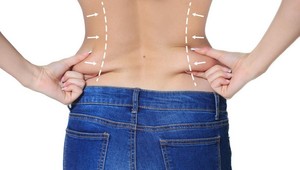 Zbavte sa nadmerného tuku na chrbte! Tieto cviky a triky zaberajú perfektne!