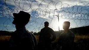 USA pustili z Guantanáma päť väzňov, dvaja prídu na Slovensko