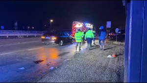 Zrážka na neosvetlenom priechode skončila tragicky. Chodec (†43) zomrel v nemocnici