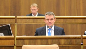 Šikana úradmi minulosťou? Pellegrini predstavil nový projekt