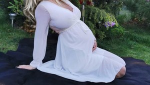 Ďalšia celebritná tehuľka TO rozbalila nahá vo vani: FOTKOU tromfla aj Cibulkovú