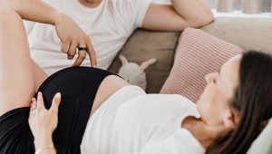 Celebritný párik privítal na svete bábätko, FOTO novorodeniatka láme rekordy