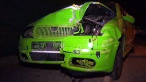 Opitý vodič vrazil do auta donáškovej služby, z miesta ušiel