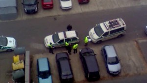 S 3 promile vpálil do zaparkovaného auta! A išiel do krčmy...