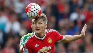 Mourinho ho nechce. Schweinsteiger ale na odchod nepomýšľa