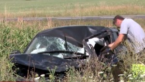 Nastávajúca matka prešla náhle do protismeru a havarovala