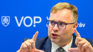 Ombudsman žiada políciu o ochranu po vyhrážkach: Reaguje na kritiku návrhu o registrácii cirkví