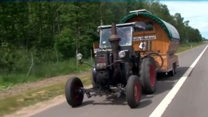 Na traktore do Ruska. Svetový šampionát si futbalový fanúšik nemôže nechať ujsť