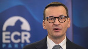 Bývalého poľského premiéra Morawieckého obvinili zo zneužitia právomocí