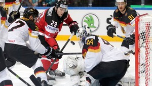 Kanada deklasovala Nemecko 10:0. Hall zaznamenal hetrik