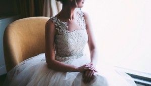 Kvôli svadobným šatám si skočili do vlasov: Taký podraz od budúcej švagrinej nečakala