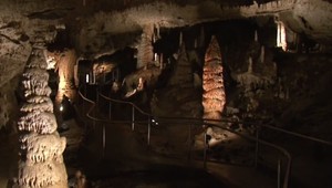 Schlaďte sa v jaskyniach. Slovensko prekypuje krásou aj v podzemí