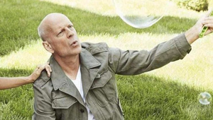 Už to nezvládali! Rodina musela Brucea Willisa pre chorobu vysťahovať zo spoločného domu!