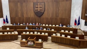 Týždeň v politike: Pani Záborská by sa mohla začať venovať skutočným problémom, reaguje politológ