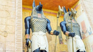 V Egypte otvorili rakvu štyri tisíc rokov starej múmie: Vedci ostali v šoku