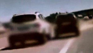 Unikajúci vodič sa skoro zabil na diaľnici, pre policajtov ide o známu firmu