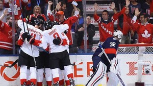 Američania sklamali. Odkaz trénera: Môžete si nás podať