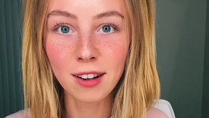 Táto žena nepoužila šampón viac ako 8 mesiacov: Prírodný elixír jej zázračne zmenil vlasy