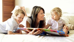 Pracujúce ženy prídu o rodičovský príspevok, plánuje ficovláda