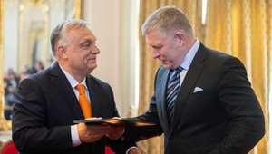 Maďarské voľby 2026: Ako zareaguje Fico po prehre Orbána?