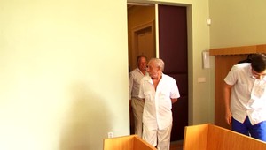 Mladú ženu zneužili, namiesto sľubovanej lásky musela žobrať