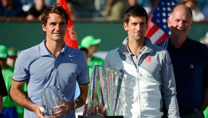 Djokovič zdolal Federera až v tajbrejku tretieho setu