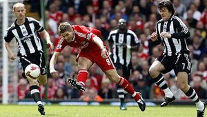 Liverpool sfúkol Newcastle aj bez Škrtela