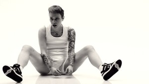 VIDEO: Paródia na Justina Biebera v boxerkách vás dostane!