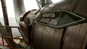 Zákaz dovozu ruskej ropy a zastropovanie cien majú Rusko zabolieť, tvrdia odborníci