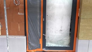 Zlodej prichytený priamo pri čine, spôsobil škodu za 5000 eur