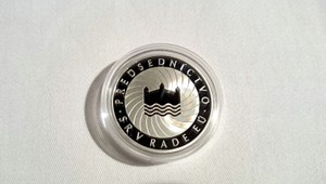 Slovensko predstavilo špeciálnu mincu, zasvätená je predsedníctvu v EÚ