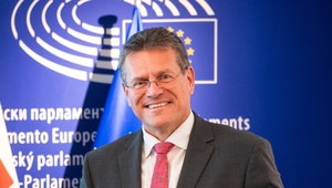 Fico: Vláda na post eurokomisára za SR opäť navrhne Šefčoviča