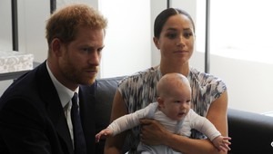 Kráľovský pár odchádza z Británie do Ameriky!