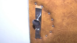 Dobrotu ľudí zneužíva podvodník na Zemplíne. Okradol aj 83-ročnú dôchodkyňu