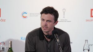Casey Affleck nám vo Varoch prezradil aj to, ako zvláda slávu