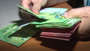 Sociálna poisťovňa mení tlačivo pre dôchodky. Ako seniori dostanú svoje peniaze?