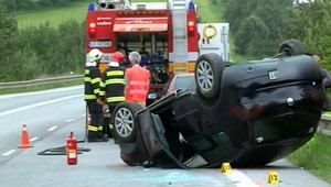 Nehoda pri Levoči. Vodič po zrážke s dvomi autami ušiel