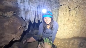 Chcela zažiť dobrodružstvo pred možnou stratou zraku. Na 3 dni uviazla v temnej jaskyni