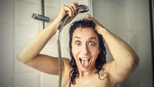 Pleseň v ušiach: Môžete si ju spôsobiť vatovými tyčinkami?