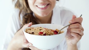 Varovanie pred rakovinou: Odborníci zverejnili zoznam potravín, ktoré zvyšujú riziko!