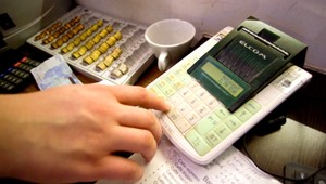 Falšovali bločky a znižovali tržby. Až 21 z 23 kotrolovaných obchodov