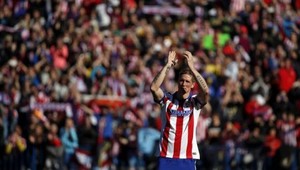Návrat strateného syna! Atlético veľkolepo privítalo Torresa