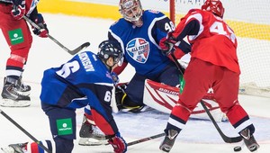 V Zápase hviezd víťazstvo výberu Západu 18:16